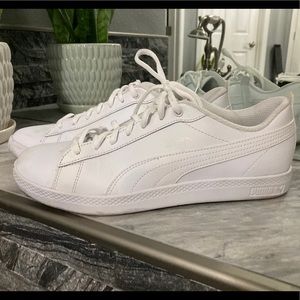 PUMA Women's Smash V2 Sneaker in White
